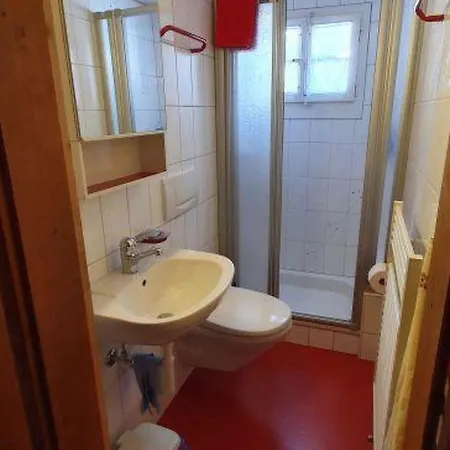 Huebeli - Kopp Appartement-fewo- Dusche Oder Bad- Wc 7-bettwohnung By Interhome 公寓 *